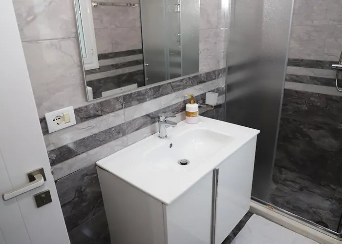 Countryside 公寓 *